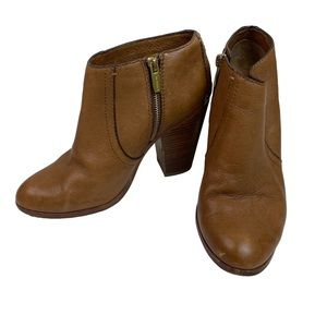 Coach Boots Womens 8.5 Hattie Ankle Booties Brown Leather Side Zip Casual Heeled